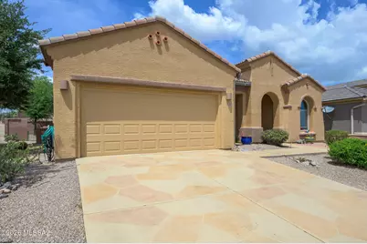 5815 S Henderson Canyon Drive, Green Valley, AZ 85622 - Photo 2