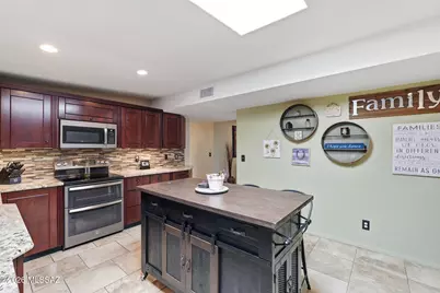 8325 E Rolling Ridge Street, Tucson, AZ 85710 - Photo 8