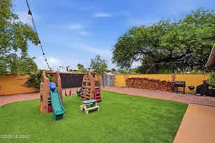 8325 E Rolling Ridge St, Tucson, AZ 85710 - Photo 36