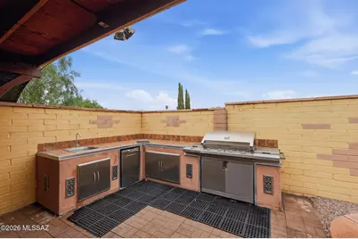 8325 E Rolling Ridge Street, Tucson, AZ 85710 - Photo 32