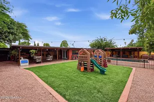 8325 E Rolling Ridge St, Tucson, AZ 85710 - Photo 38