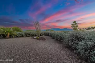 939 S Las Lomas Cir, Green Valley, AZ 85614 - Photo 46