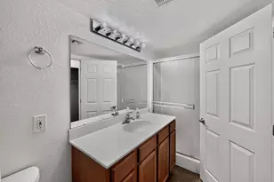 101 S Players Club Dr, Tucson, AZ 85745 - Photo 16