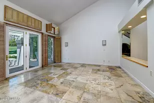 5031 E Calle Brillante, Tucson, AZ 85718 - Photo 2