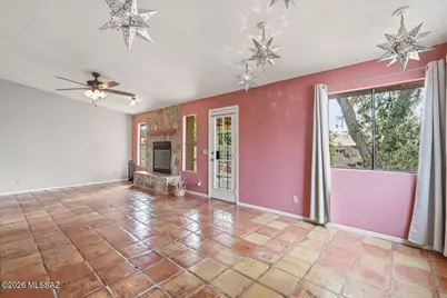 10040 E Watson Drive, Tucson, AZ 85730 - Photo 18