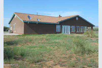 9233 E Carolyn Fraser Lane, Pearce, AZ 85625 - Photo 2