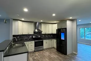 3651 S Sarnoff Dr, Tucson, AZ 85730 - Photo 6