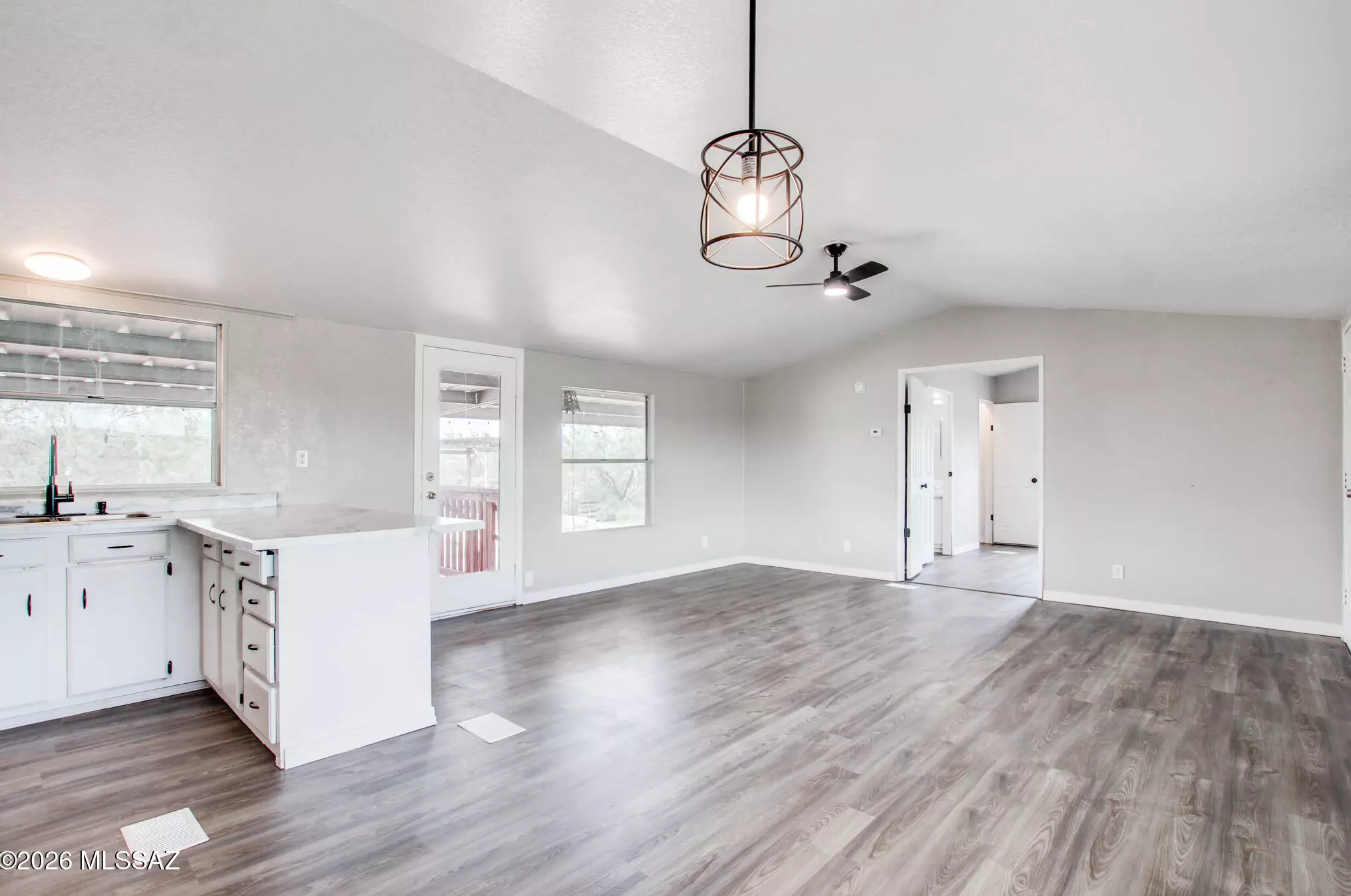 7652 W Zorro Rd, Tucson, AZ 85757 - MLS 22621239 - Coldwell Banker