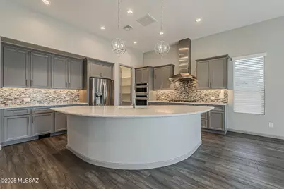 525 N Sonoma Vista Drive, Green Valley, AZ 85614 - Photo 12