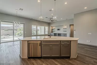 525 N Sonoma Vista Drive, Green Valley, AZ 85614 - Photo 14