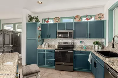 1680 W Mariquita Street, Green Valley, AZ 85622 - Photo 10