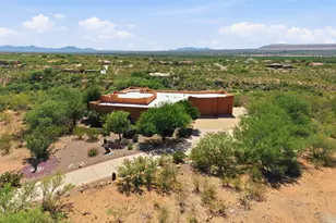 2255 S Buried Rock Pl, Green Valley, AZ 85614 - Photo 2