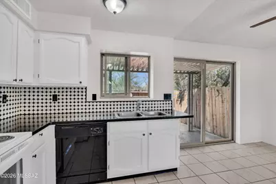 4961 E Bellevue Street, Tucson, AZ 85712 - Photo 8