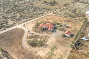 1055 W Dream Catcher Way, Cochise, AZ 85606 - Photo 10