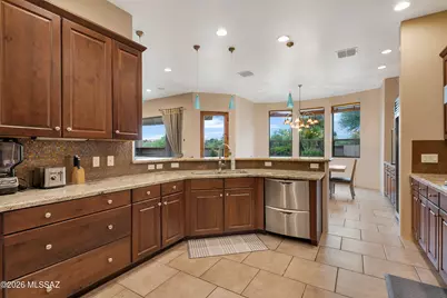 5801 N Paloma Ridge Lane, Tucson, AZ 85718 - Photo 16