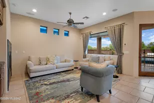 5801 N Paloma Ridge Ln, Tucson, AZ 85718 - Photo 12