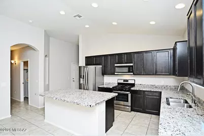 9050 W Grayling Drive, Marana, AZ 85653 - Photo 10