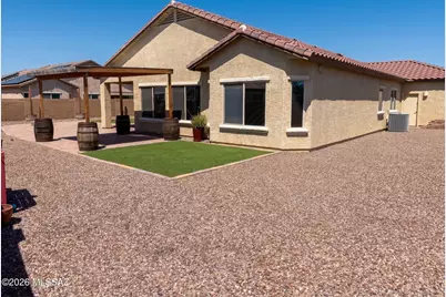 12361 N Fernsbury Drive, Marana, AZ 85653 - Photo 2