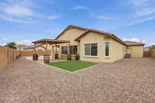12361 N Fernsbury Dr, Marana, AZ 85653 - Photo 12