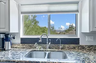 3402 W Foxes Den Dr, Tucson, AZ 85745 - Photo 16