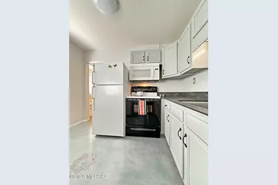 8060 E Broadway Boulevard #E209, Tucson, AZ 85710 - Photo 6