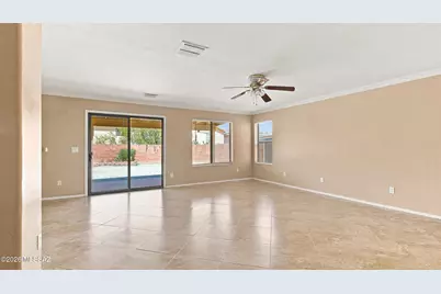712 W Amber Sun Drive, Green Valley, AZ 85614 - Photo 26