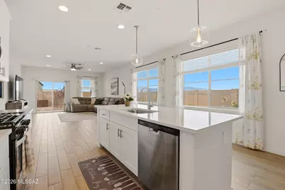 6807 E Paseo De Villalobos, Tucson, AZ 85756 - Photo 4