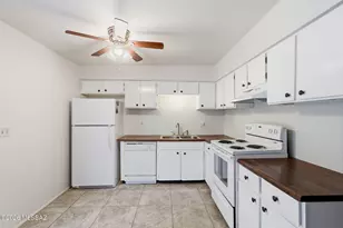 9871 E Sellarole Rd, Tucson, AZ 85730 - Photo 14