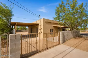 402 W 41st St, Tucson, AZ 85713 - Photo 1