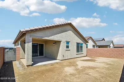 12382 N Bella Victoria Road, Marana, AZ 85658 - Photo 18