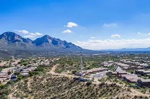 11922 N Silver Vlg Pl, Oro Valley, AZ 85737 - Photo 2