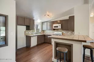 11350 W Najo Ln, Tucson, AZ 85743 - Photo 8