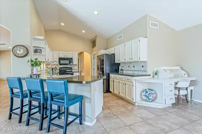38180 S Birdie Drive, Saddlebrooke, AZ 85739 - Photo 12