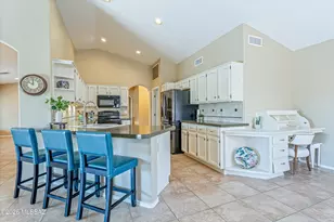 38180 S Birdie Dr, Tucson, AZ 85739 - Photo 12