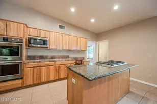 4931 N Hidden Valley, Tucson, AZ 85750 - Photo 12