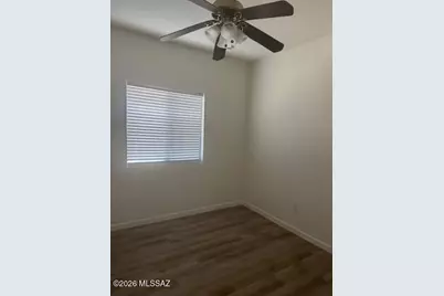 7692 W Innutian Court, Tucson, AZ 85743 - Photo 6