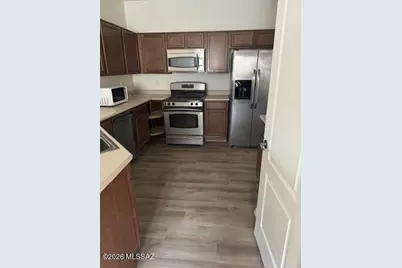 7692 W Innutian Court, Tucson, AZ 85743 - Photo 2