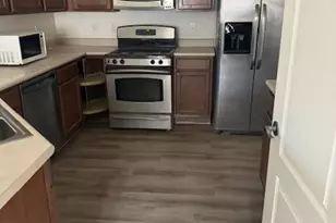 7692 W Innutian Ct, Tucson, AZ 85743 - Photo 2