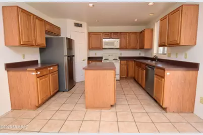 2926 N Cardell Circle, Tucson, AZ 85712 - Photo 8