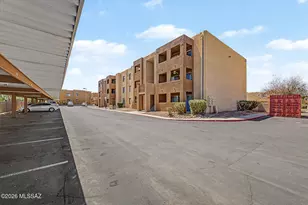 1810 E Blacklidge Dr, Tucson, AZ 85719 - Photo 28