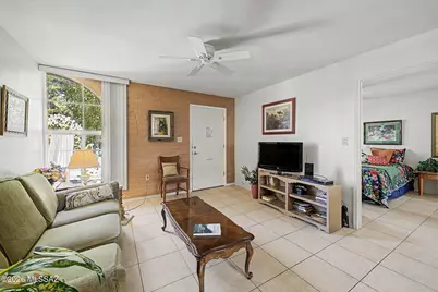 364 S Paseo Lobo #B, Green Valley, AZ 85614 - Photo 6