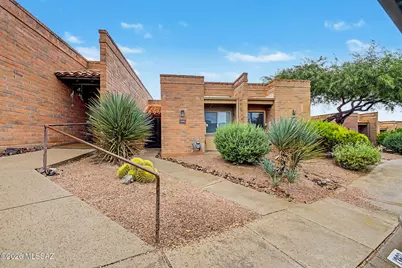 1364 W Desert Hills Drive, Green Valley, AZ 85622 - Photo 1