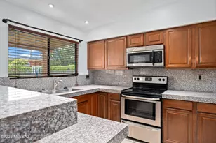 8742 E 7th St, Tucson, AZ 85710 - Photo 8