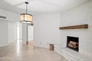 8742 E 7th St, Tucson, AZ 85710 - Photo 10