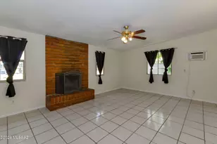 2416 S Forgeus Stravenue, Tucson, AZ 85713 - Photo 2