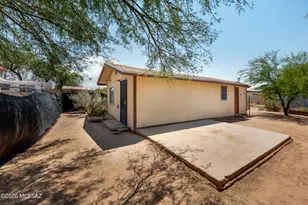 5844 S Fontana Ave, Tucson, AZ 85706 - Photo 1