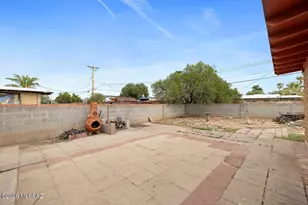 7238 E Elbow Bay Pl, Tucson, AZ 85710 - Photo 24