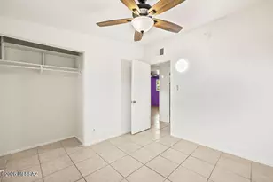 7238 E Elbow Bay Pl, Tucson, AZ 85710 - Photo 16