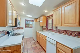 7018 E Kirkland Dr, Tucson, AZ 85710 - Photo 10