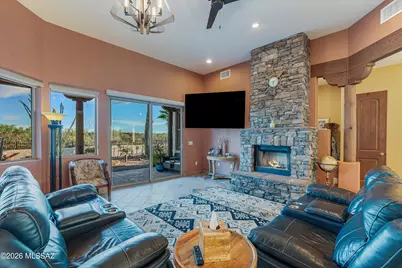 3650 W Calle Tres, Green Valley, AZ 85622 - Photo 6